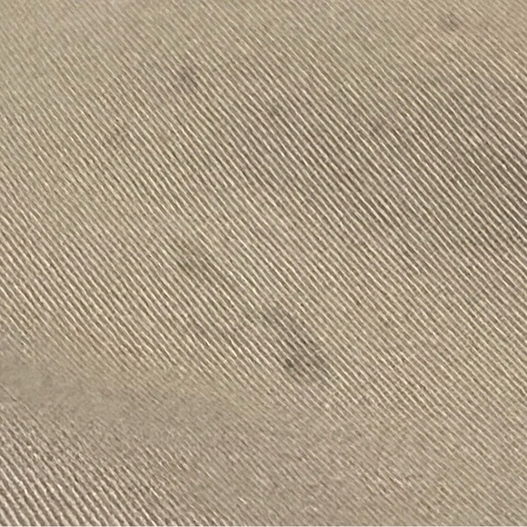 Gap Khaki Shorts Tall - Picture 5 of 5